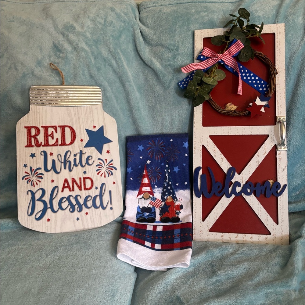 Patriotic Home Holiday Decor Set - Red, White, and Blue